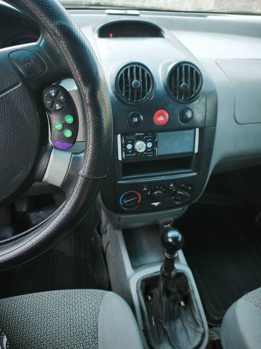 Продам Шевроле Авео 2004год