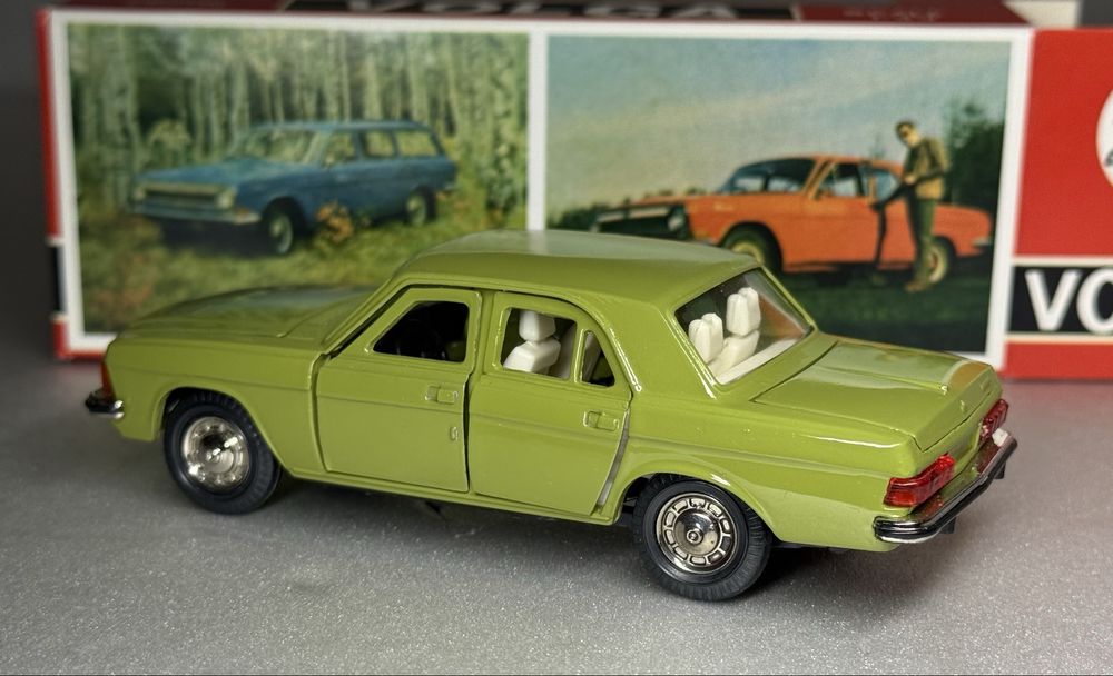 Газ 3102 Волга сделано в ссср модель автомобиля 1:43 фисташковая