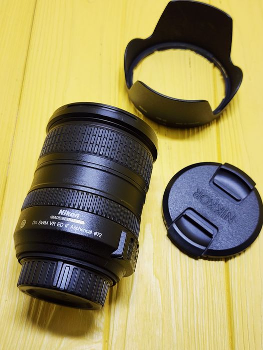 Nikon 18-200mm f/3.5-5.6G VR AF-S IF-ED DX Zoom-Nikkor