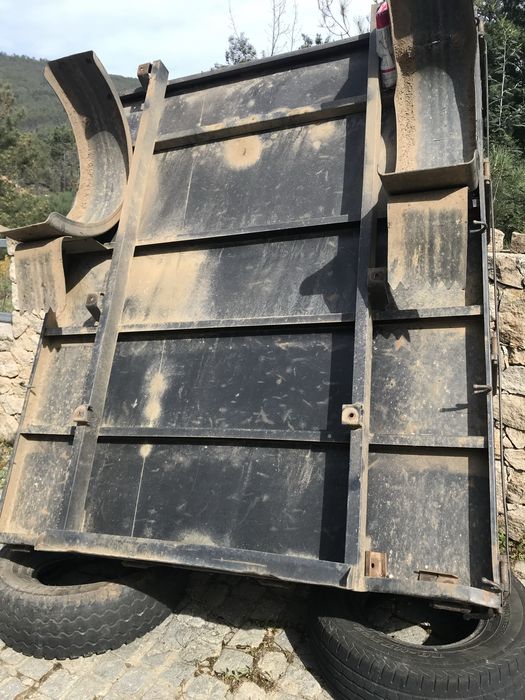 Carroçaria mitsubishi medida 2,00x1,70