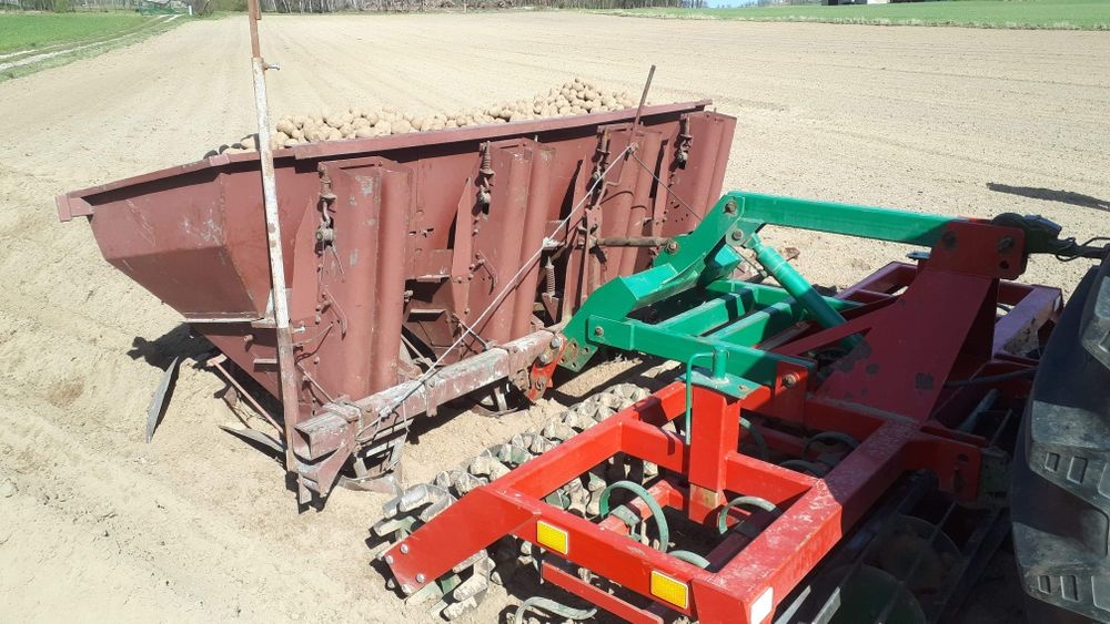 Agregat uprawowo-siewny