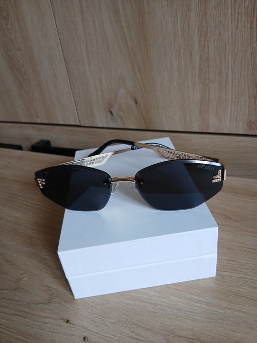Okulary przeciwsłoneczne Fendi