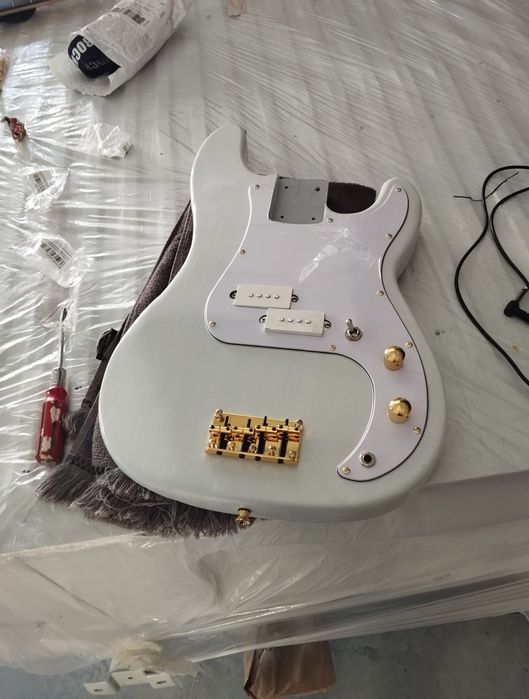 Precision Bass Custom DIY