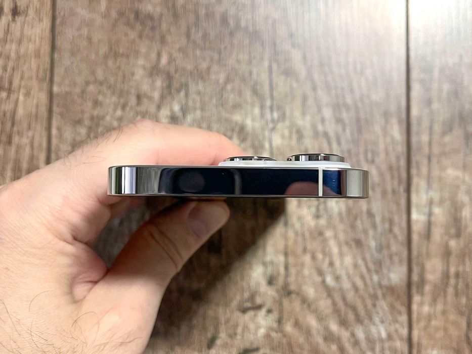 iPhone 14 Pro 128GB Silver Neverlock идеальное состояние 100% АКБ!