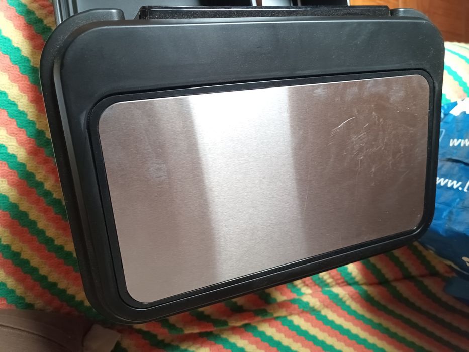 Air Fryer Nunca foi usada vendo porque não preciso está na garantia.
