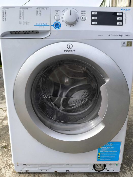 Máquina lavar roupa