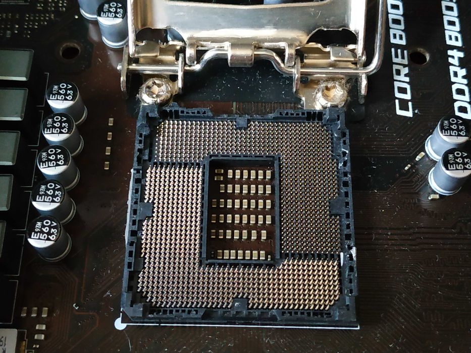 материнка MSI  Z390A-PRO+i7 8700