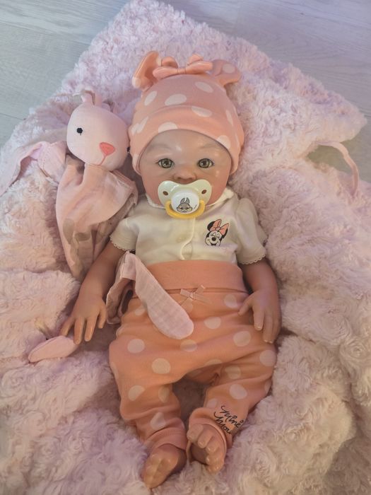Bebé Reborn Menina todo em Silicone Sólido Completo 45 cm