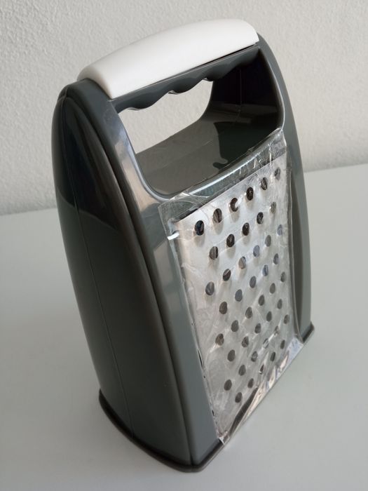 Porta-talheres ou ralador?