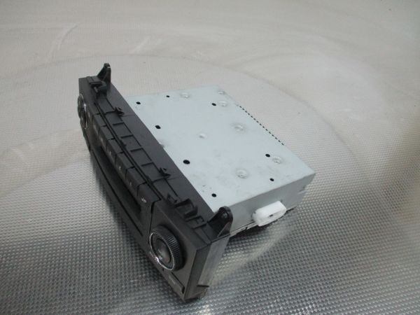 Rádio / auto-rádio MERCEDES-BENZ Classe B (W245)