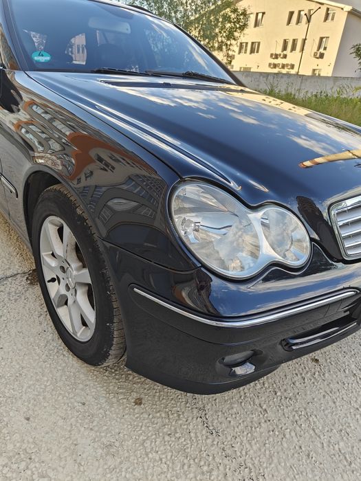 Mercedes-Benz c class s203 220 cdi 2006