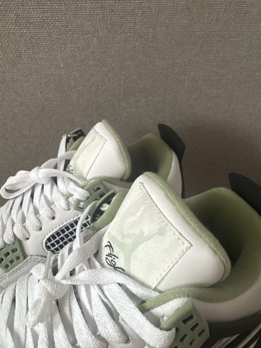Jordan 4 Sea Foam