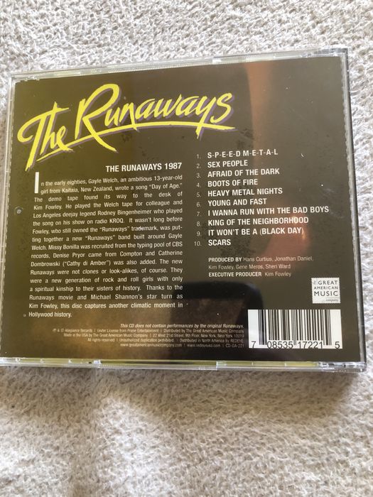 The RUNAWAYS  young and fast Folia Joan Jett