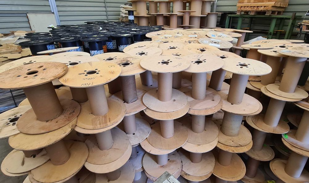 SZPULE sklejkowe po kablach bębny na kable rolki SZPULA DUŻE ILOŚCI