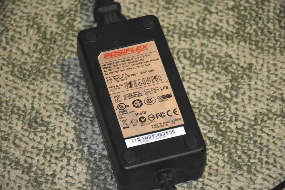 Моноблок (POS-термінал) Posiflex KS-6215 з сенсорним екраном та зчитувачем карт