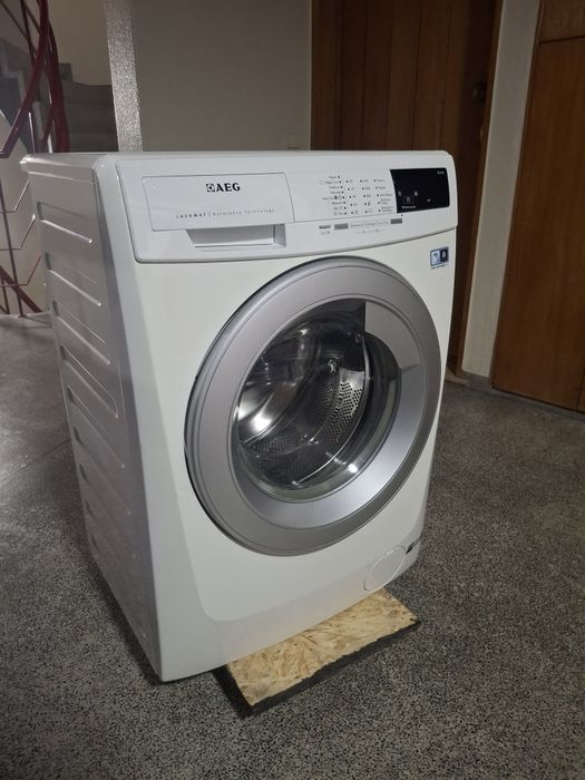 AEG Lavamat 8kg 100% funcional.