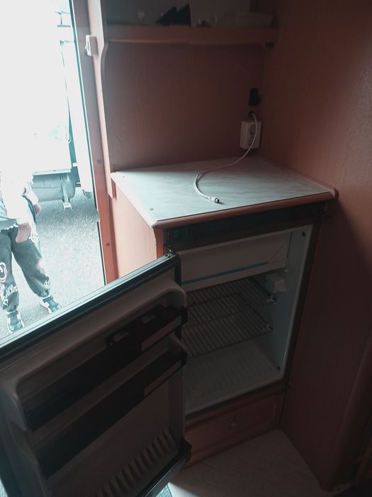 Продам причіп , дом на колесах .