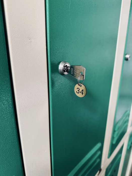 Szafa BHP, metalowa, socjalna, kluczyk