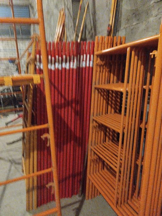 Rusztowanie elewacyjne drabinkowe nowe