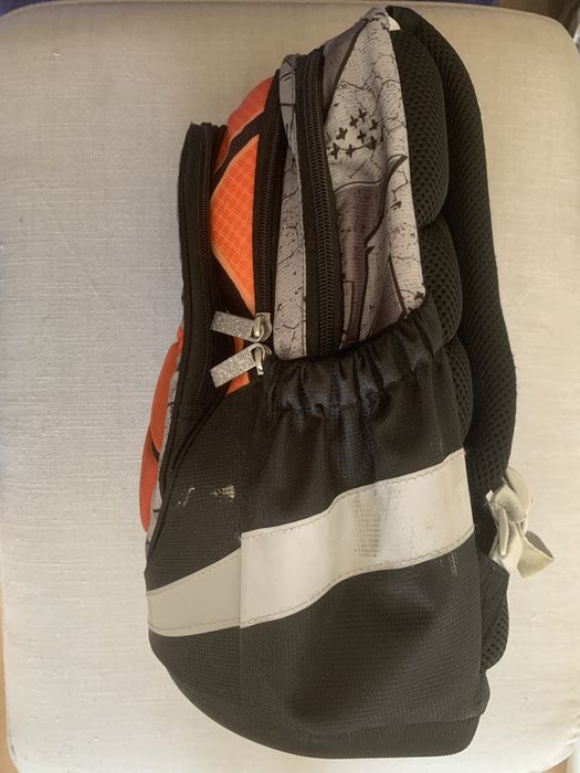 Mochila escolar da staples