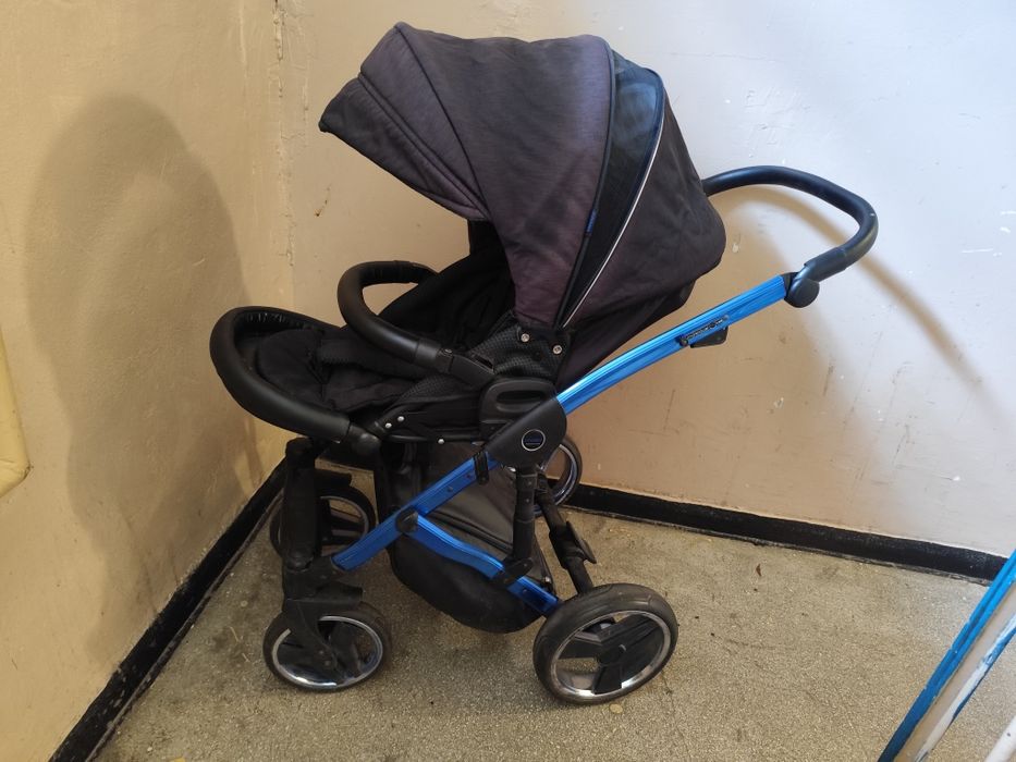 Wózek spacerowy Junama niebieski czarny