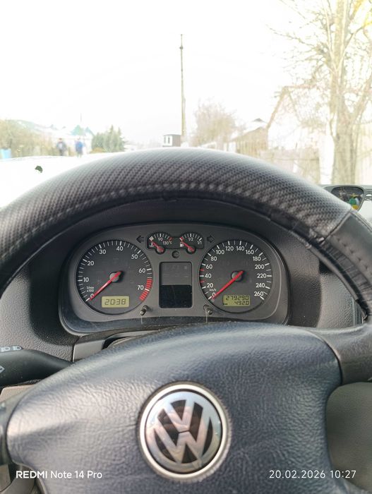 ПОДАМ VW ГОЛЬФ 4 1.6 газ.бенз.ціна до понеділка 85тис