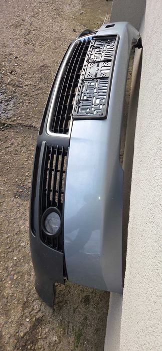 Zderzak przód Audi A4 B6 LY7R