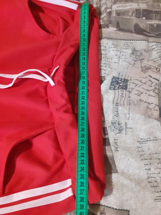 Продам женский спортивный костюм. Розмер S.