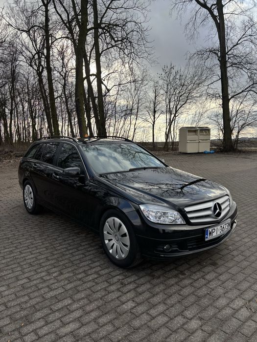 Mercrdes w 204 176 tys przebiegu 2010