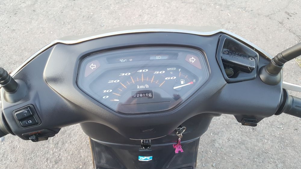 Продам скутер HONDA Lead AF-48,Хонда леад.