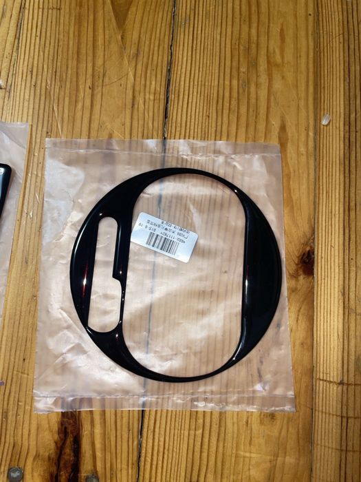 Продам авто запчастини