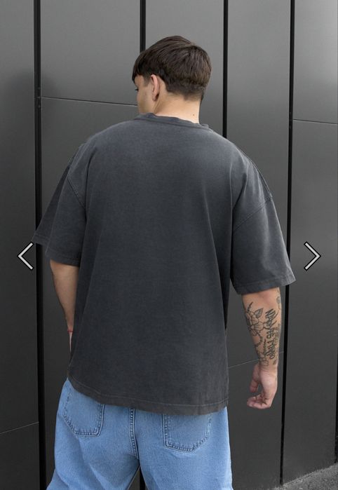 Футболка Staff va2 dark grey oversize , XL. Нова!