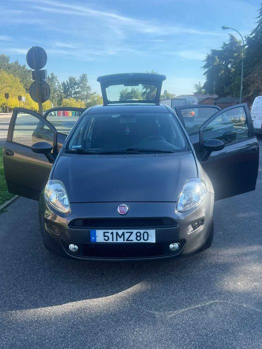 Fiat Punto 2012 versão gran  punto — photo 3