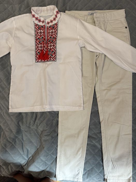 Продам білі брюки- джинс