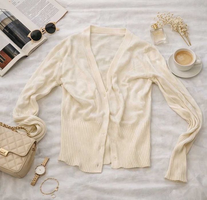 Kremowy kardigan ecru | old money minimalist | basic | dekolt V