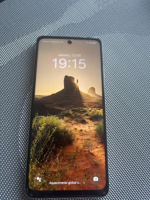 OPPO A40 em bom estado