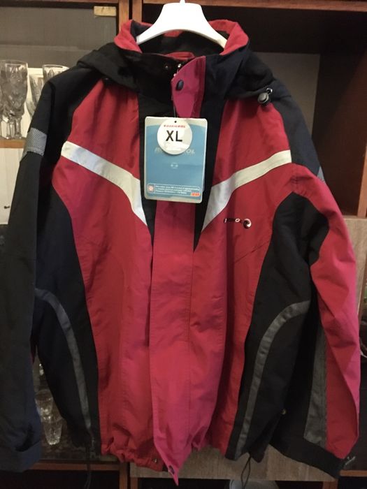 Продам куртку