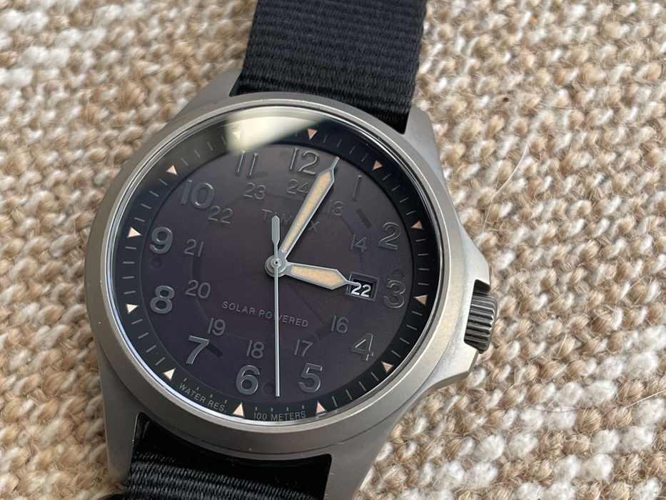 Zegarek Timex Expedition North Solar TW2V03800 + paski GRATIS