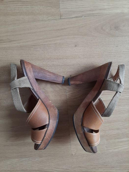 Sandálias Bimba y Lola tamanho 37