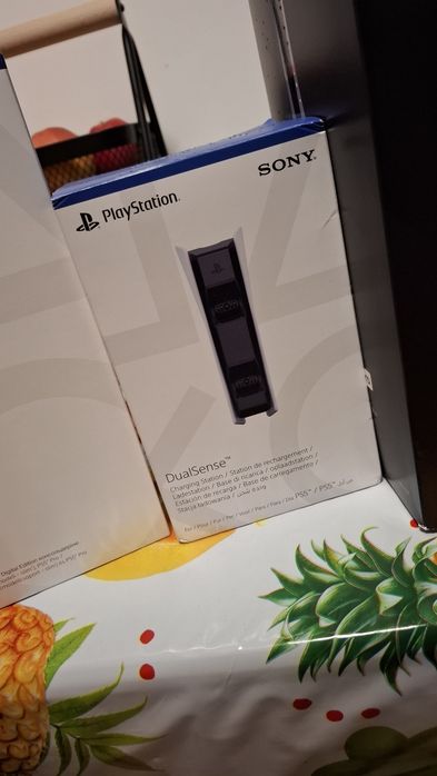 Sprzedam Konsole PS5 Pro