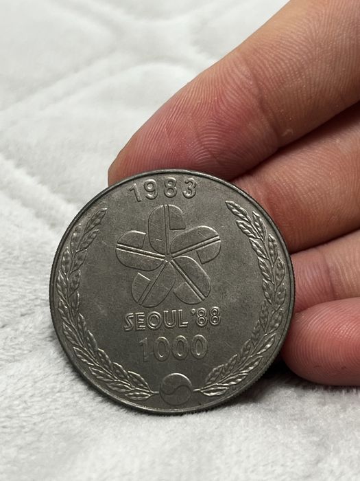 Монета 1000 вон колекційна