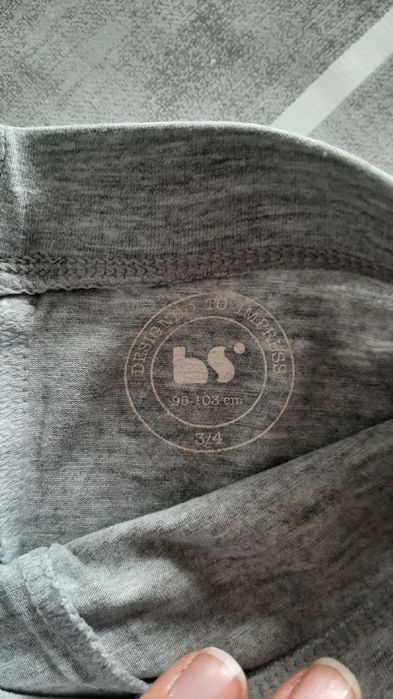 Leggings criança algodão 98-103cm 3/4A em excelente estado!