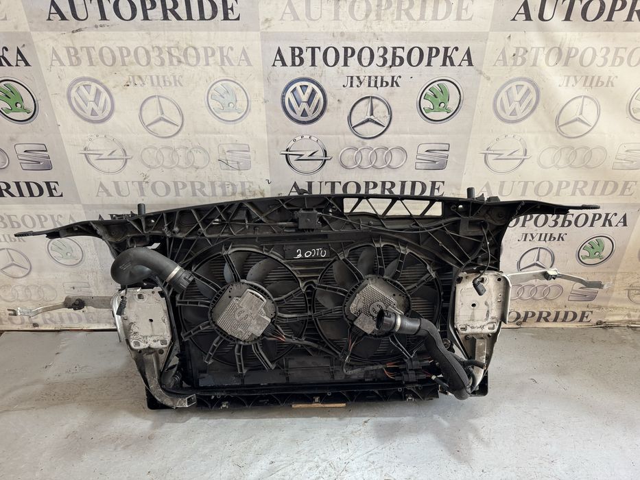 Касета радіаторів A6C7, панель радіаторів телевізор підсилювач Ауді А6