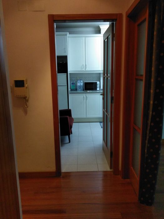 Aluga-se quarto em São Mamede de Infesta.
