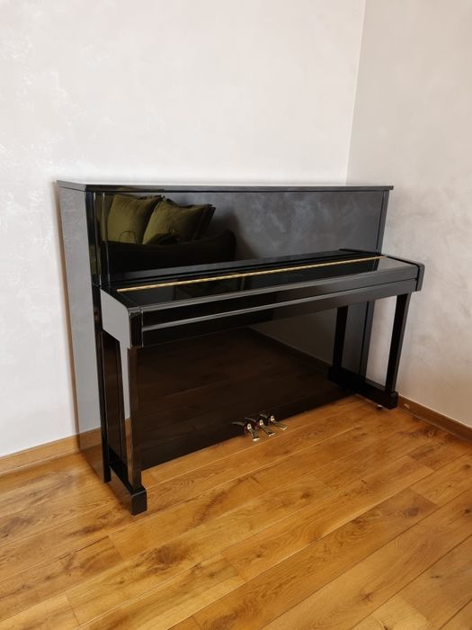Pianino Yamaha C-113