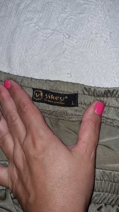 Calças fluidas verde tropa L