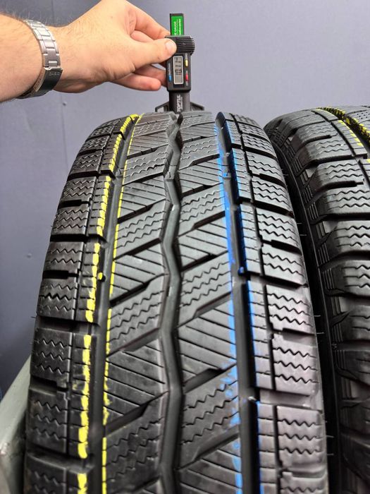Шины БУ 195 70 R 15 C HANKOOK winter icept LV Грузовая Зима Комплект