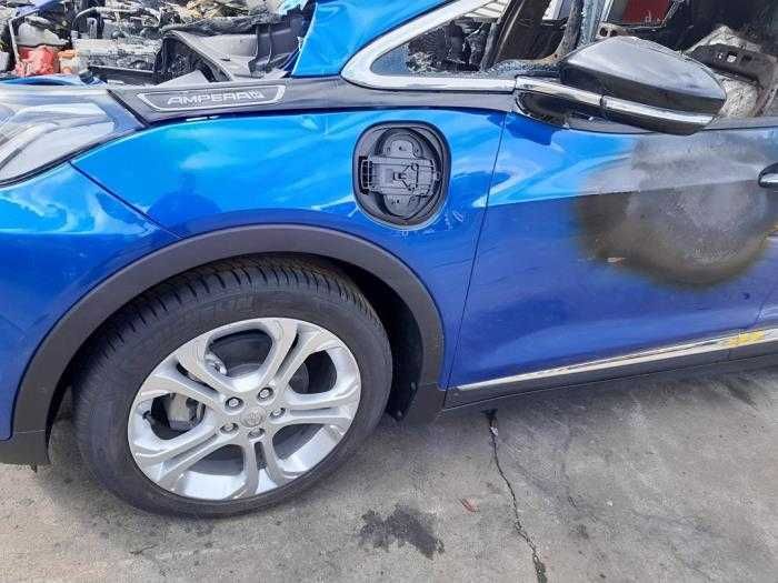 Бампер Opel Ampera-e розборка шрот