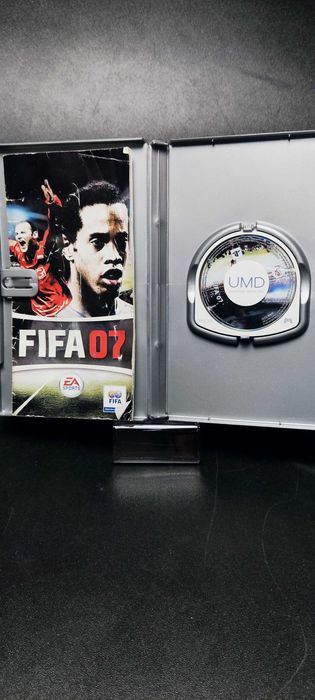 FIFA 07 - Playstation Portatil