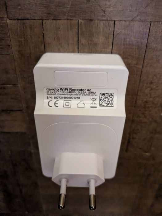 Switch Gigabit TP-Link + Repetidor Wi-Fi devolo AC (Pack)